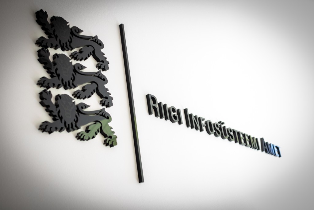 RIA logo seinal
